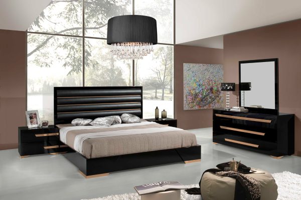 Nova Domus Romeo Italian Modern Black & Rosegold Mirror