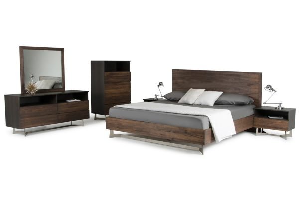 Eastern King Modrest Wharton Modern Dark Aged Oak Bedroom Set